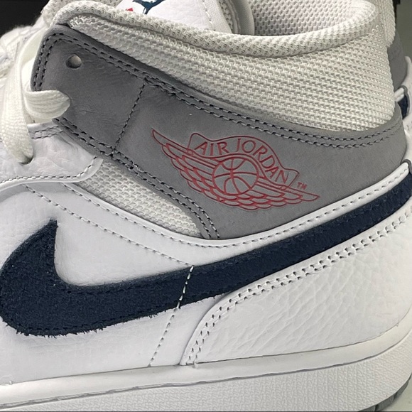 Air Jordan 1 Mid P1 Mens Size 9.5 White Leather Sneakers Basketball Shoes - Picture 6 of 13